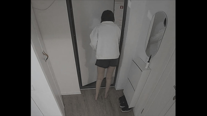 017-(8)